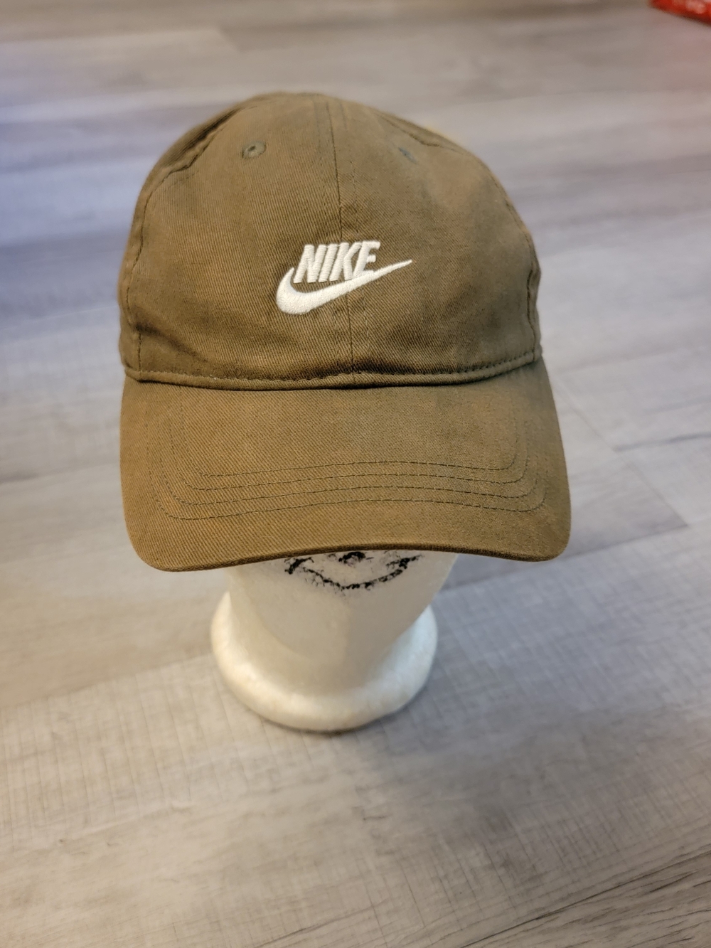 Nike Men's Olive Green Classic Unstructured Cap